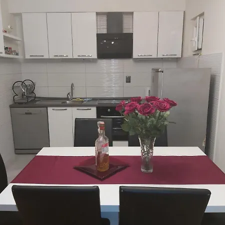 Apartamento Ema *